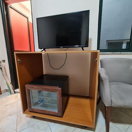 Hotel La Villa Tirana Esterno foto