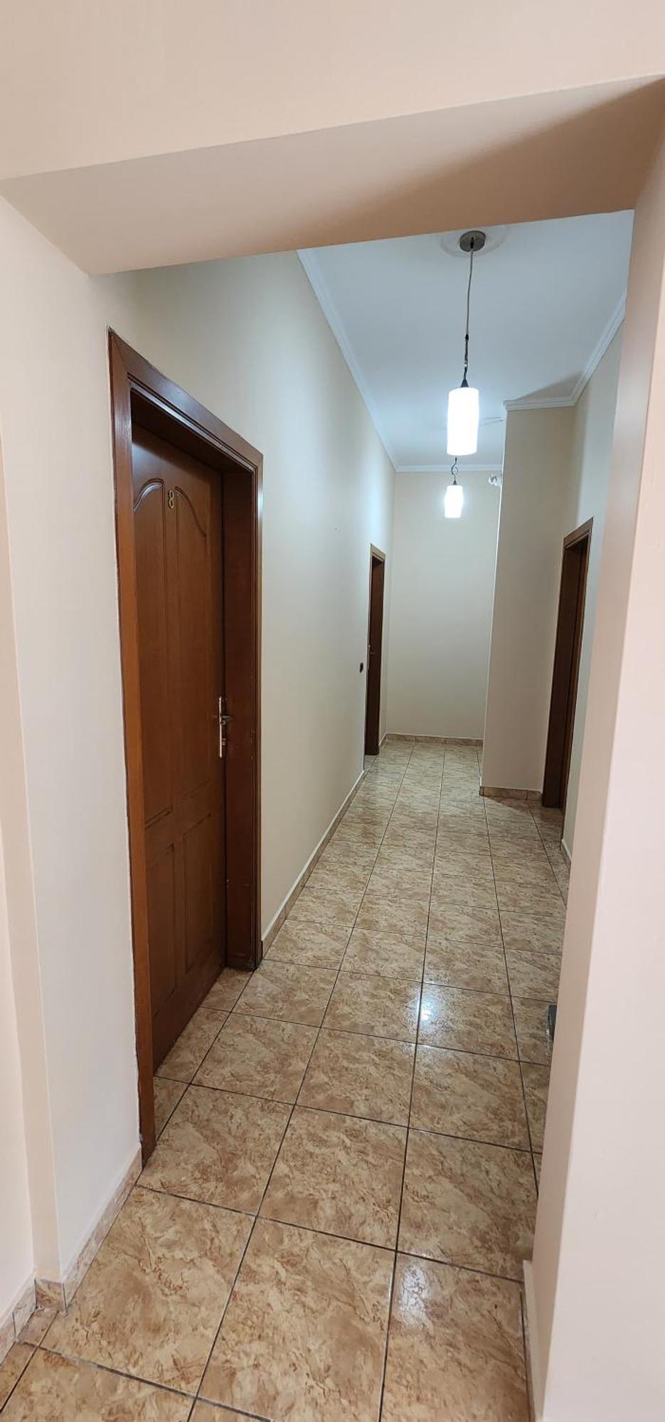 Hotel La Villa Tirana Esterno foto