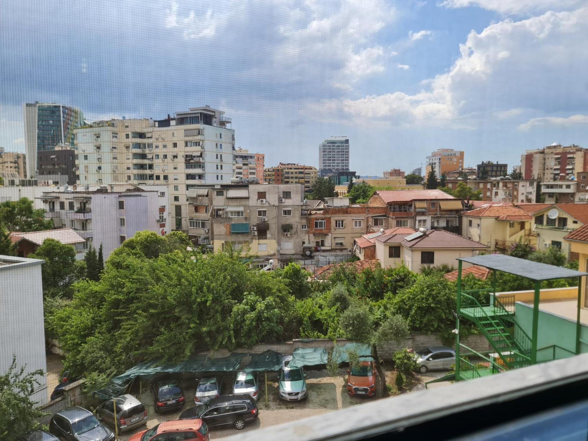 Hotel La Villa Tirana Esterno foto