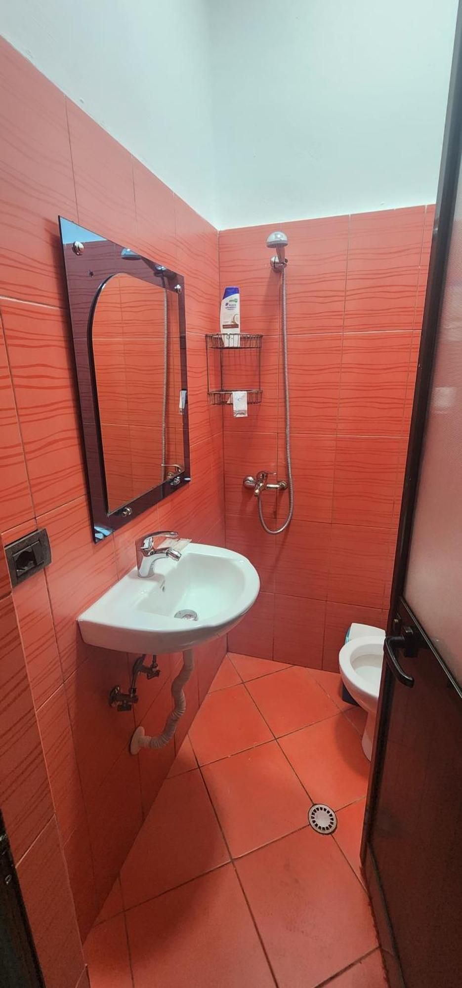 Hotel La Villa Tirana Esterno foto